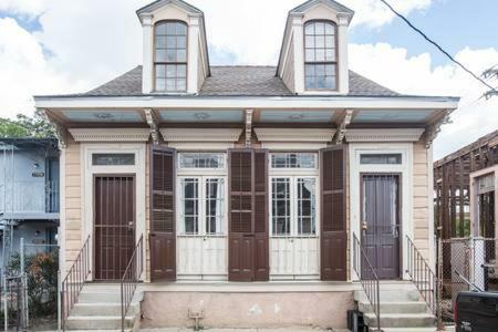 Готель New Orleans Hideaway Екстер'єр фото